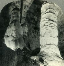 The Giant Dome, the World's Largest Known Stalagnite, Carlsbad, New Mexico c1930s. Creator: Unknown