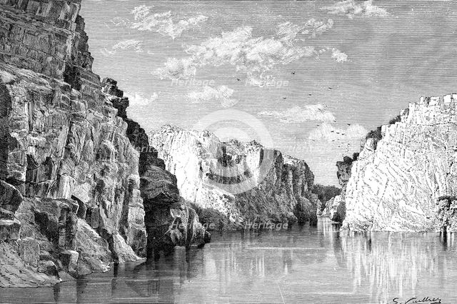 The gorge of the Marble Rocks, India, 1895.Artist: Charles Barbant