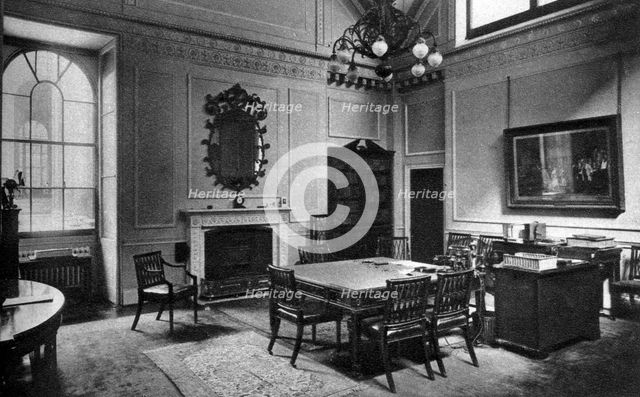 The Governors' Room, Bank, London, 1926-1927.Artist: Joel