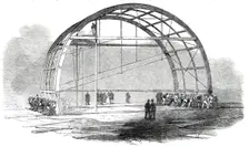 The Great Exhibition Building in Hyde Park - Moving a Pair of Transept Ribs..., 1850. Creator: Unknown