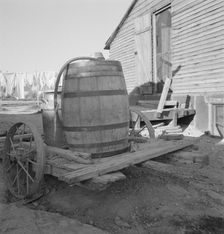 The Hull family haul their drinking water..., Dead Ox Flat, Malheur County, Oregon, 1939. Creator: Dorothea Lange