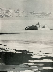 The Hut and the Western Mountains from the Top of the Ramp c1910–1913, (1913). Artist: Herbert Ponting