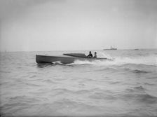 The hydroplane Columbine under way. Creator: Kirk & Sons of Cowes