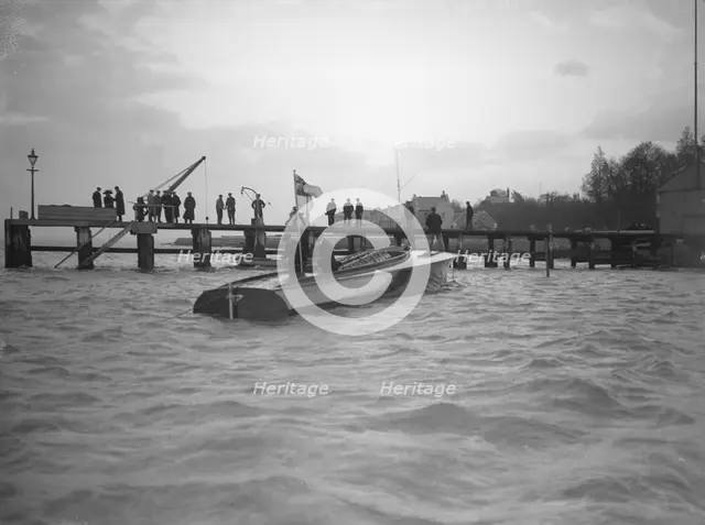 The hydroplane 'Brunhilde'. Creator: Kirk & Sons of Cowes.