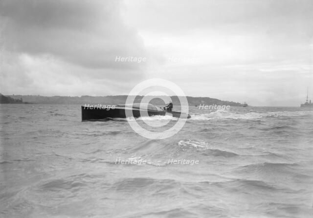 The hydroplane 'Brunhilde' under way. Creator: Kirk & Sons of Cowes.