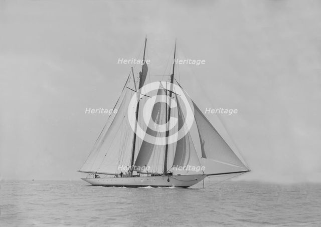 The handsome racing schooner 'Waterwitch', 1911. Creator: Kirk & Sons of Cowes.