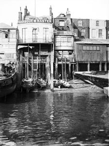 The Harbour Master's office at 74 Narrow Street, Limehouse, London, c1905