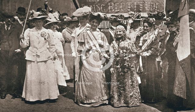 The head of the Women's Sunday Procession to Hyde Park, London, 21 June 1908. Creator: Unknown.