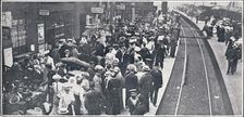 The Holiday Exodus from London, 1906
