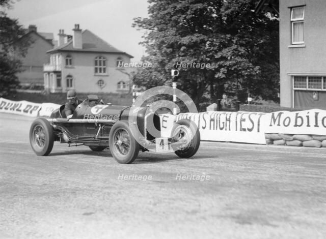 The Hon Brian Lewis in an Alfa Romeo Tipo B P3, Isle of Man, 1934. Artist: Unknown