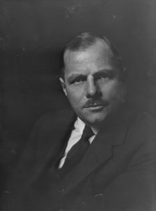 The Honorable Hugh Mackintosh, portrait photograph, 1918 Oct. 8. Creator: Arnold Genthe