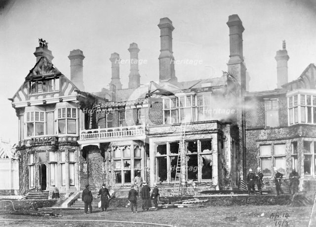 The house of Mr Arthur du Cros at St Leonards, Hastings, burnt down by suffragettes,  April 1913. Artist: Unknown