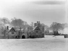 The house of Compton Wynyates, Warwickshire, 1928. Artist: Nathaniel Lloyd