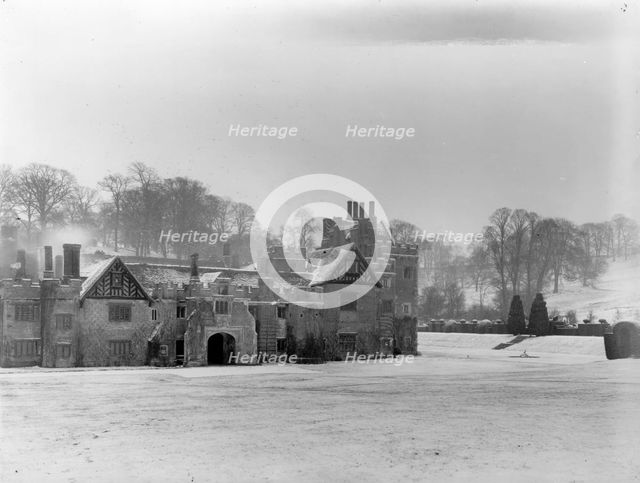 The house of Compton Wynyates, Warwickshire, 1928. Artist: Nathaniel Lloyd