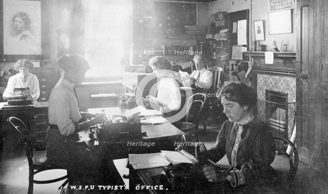 The inner office, Clement's Inn, The Strand, September 1911. Creator: Unknown.