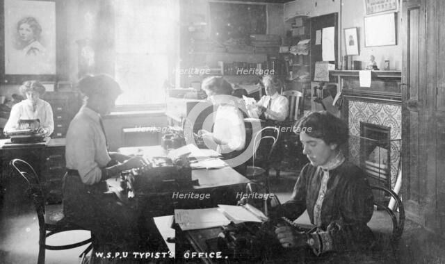 The inner office, Clement's Inn, The Strand, September 1911. Artist: Unknown