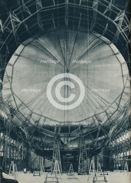 The internal structure of the airship R101, c1929 (c1937). Artist: Unknown.