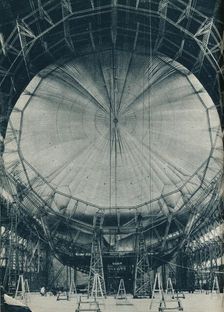 The internal structure of the airship R101, c1929 (c1937)