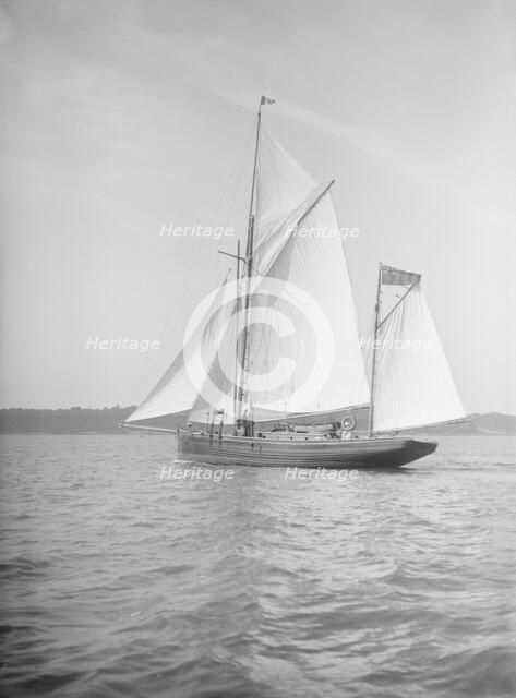 The ketch 'Apache' under sail, 1911. Creator: Kirk & Sons of Cowes.