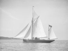 The ketch Apache under sail, 1911. Creator: Kirk & Sons of Cowes