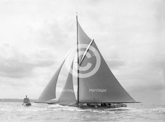 'The Lady Anne' spray over deck, sailing close-hauled, 1912. Creator: Kirk & Sons of Cowes.