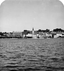 The lakefront at Gmunden, Salzkammergut, Austria, c1900s.Artist: Wurthle & Sons