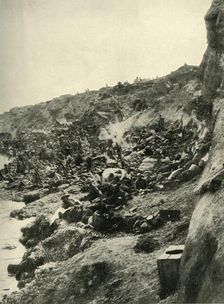 The Landing at Suvla Bay Gallipoli peninsula, First World War, 1915, (c1920). Creator: Unknown