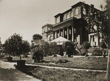 The Paskevich Residence in Gomel, 1860s. Artist: Bianchi, Giovanni (1812-1893)