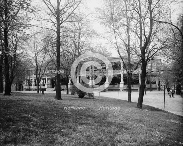 The Pavilion, zoo, Cincinnati, Ohio, between 1900 and 1910. Creator: Unknown.