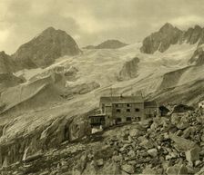 The Plauener Hütte and glacier, Zillergrund, Tyrol, Austria, c1935. Creator: Unknown