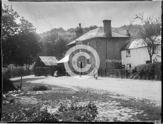 The Plough, Lower Cadsden, Princes Risborough, Wycombe, Buckinghamshire, 1910. Creator: Katherine Jean Macfee.