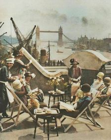 The Pool from the Roof Garden of the Langbourne Club for City Women 1920s, (c1935). Creator: Unknown