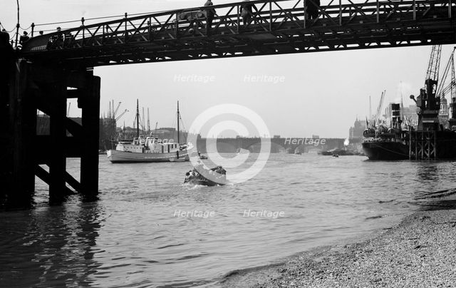 The Pool of London from Tower Beach, London, c1945-c1965. Artist: SW Rawlings