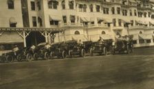 The Pope-Toledos at Hotel Wentworth, used at peace conference, Portsmouth, N.H., USA., August, 1905. Creator: Unknown