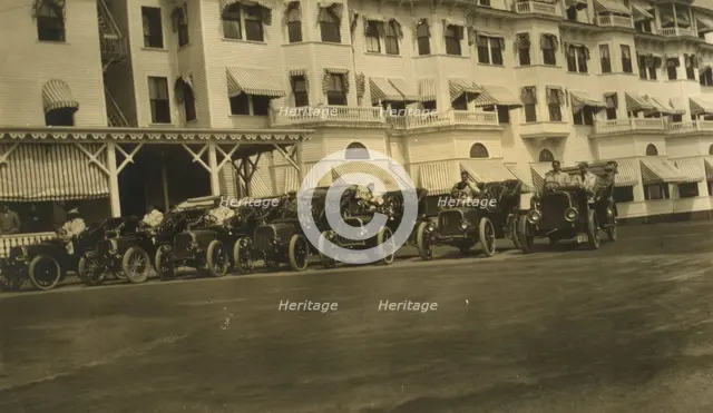 The Pope-Toledos at Hotel Wentworth, used at peace conference, Portsmouth, N.H., USA., August, 1905. Creator: Unknown.