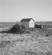 The preacher's house, Dead Ox Flat, Malheur County, Oregon, 1939. Creator: Dorothea Lange