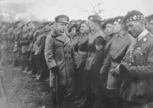 The Prince of Wales talking to a British soldier at the front, World War I, c1914-c1918 (1936)