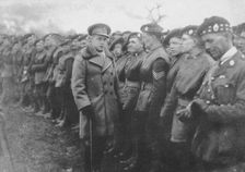 The Prince of Wales talking to a British soldier at the front, World War I, c1914-c1918 (1936)