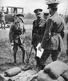 The Prince of Wales with George V, at a gas school during the First World War, 1914-1918