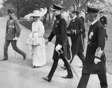 The Prince of Wales with the Empress and Crown Prince of Japan, Tokyo, 1922