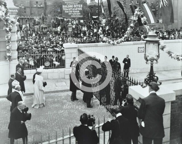 The Prince of Wales officially opening the Rotherhithe Tunnel, Bermondsey, London, 1908. Artist: Unknown.