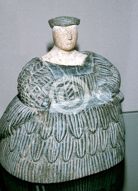 The Princess of Bactria wearing a Kaukenes dress, Bactrian, Late 3rd millenium. Artist: Unknown