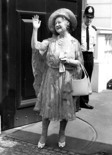 The Queen Mother on her 75th birthday, Clarence House, London, 1975. Creator: Unknown