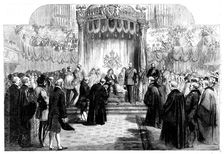 The Queen's Visit to Birmingham - Reading of the Birmingham Corporation Address to Her..., 1858. Creator: Unknown