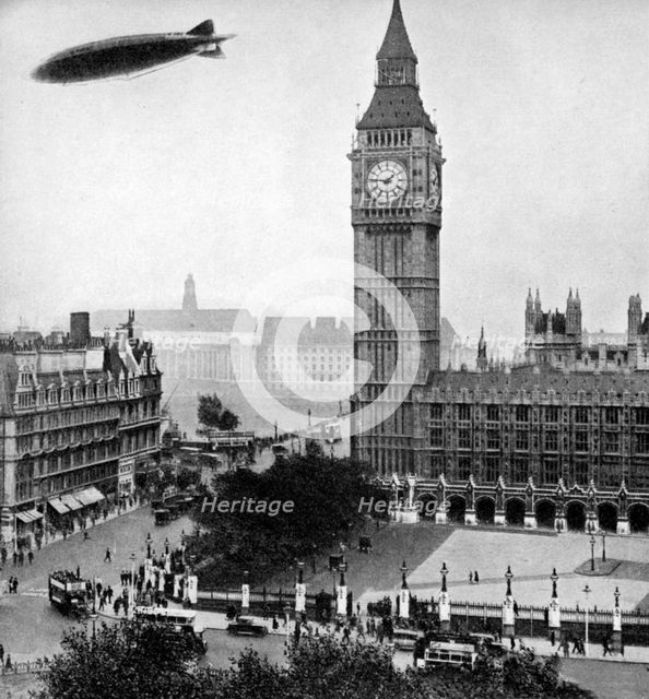 The R101 passing over the House of Commons, 14th October 1929 (1936). Artist: Unknown
