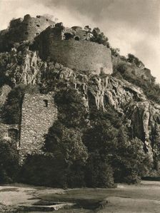 The ruins of the Hohentwiel 1931. Artist: Kurt Hielscher