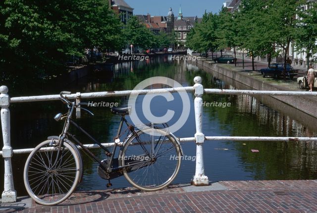 The Rapenburg in Leiden.