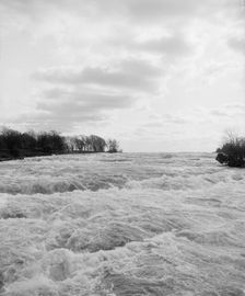 The Rapids, Niagara Falls, N.Y., between 1900 and 1910. Creator: Unknown
