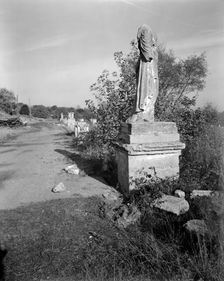 The remains of an Italianate terrace in Crystal Palace Park, Bromley, 1981. Artist: Paul Barkshire