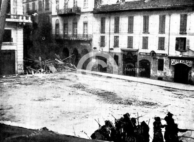 The Riots in Italy: street scenes in Milan - Bersaglieri assaulting a barricade, 1898. Creator: Unknown.